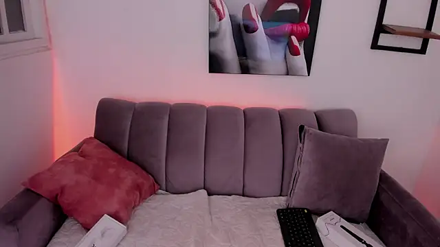 Mia zafir online show from 09.09.25