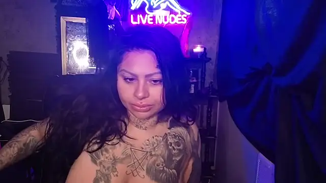 chicanachic13 online show from 02.15.26