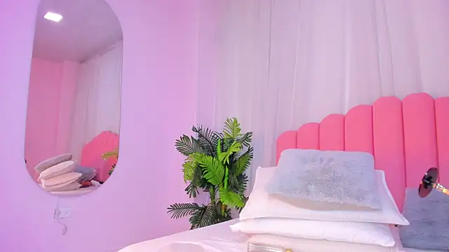 lia queen18 online show from 11.06.25