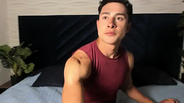 Snapshot of AustinJones_ chatting on 11.09.25 AustinJones online show from 11.09.25