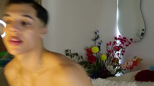 Troye Williams online show from 07.12.26