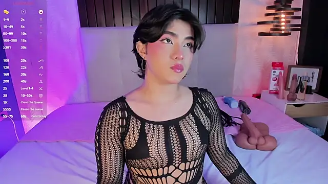 Creamy Angelo online show from 01.06.26