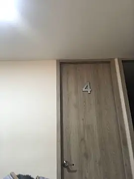 Miia Parker online show from 11.11.25