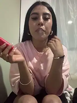 Snapshot of Victoria_alson chatting on 09.17.25 Victoria alson online show from 09.17.25