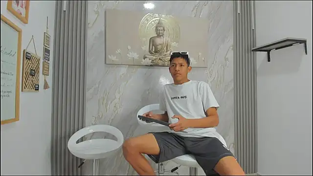 BEAUTY BOYS1 online show from 01.12.26