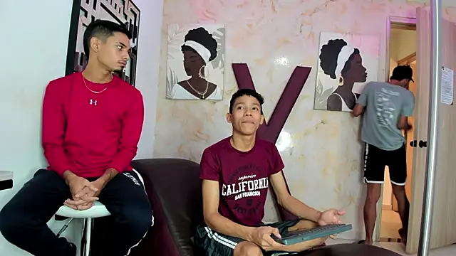 BEAUTY BOYS1 online show from 04.18.26