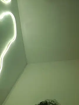 Snapshot of Sin7ster007 chatting on 10.13.25 Sin7ster007 online show from 10.13.25