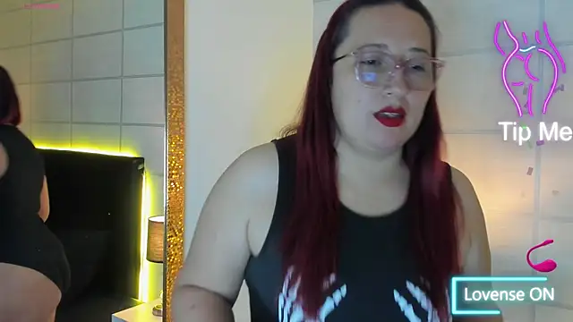 Snapshot of fieryluciana chatting on 10.03.25 fieryluciana online show from 10.03.25