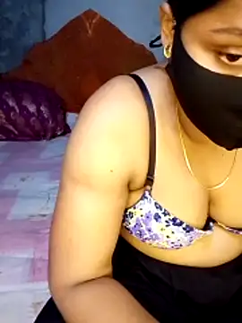 Mistompa24 online show from 10.25.25