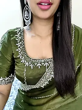 Snapshot of Cute_merry01 chatting on 10.10.25 Cute merry01 online show from 10.10.25