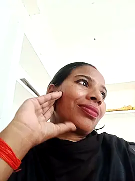 Snapshot of Rubi_sarma chatting on 09.28.25 Rubi sarma online show from 09.28.25