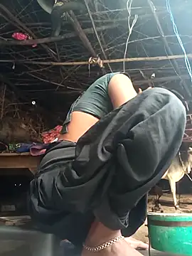 Snapshot of cute_diya_12 chatting on 11.24.25 cute diya 12 online show from 11.24.25