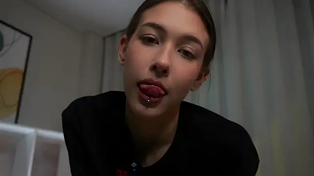 EviaRabasca online show from 09.28.25