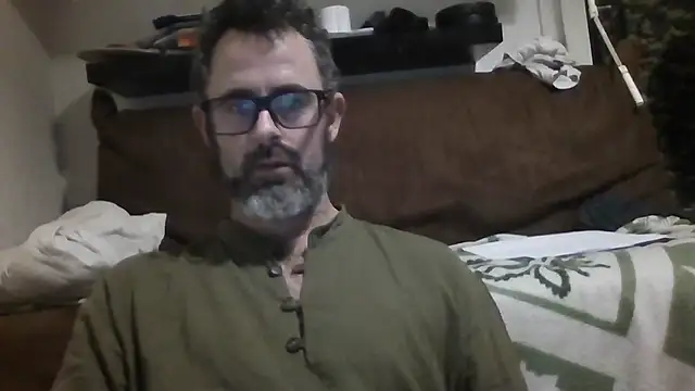 whatYwantMorrre online show from 12.17.25