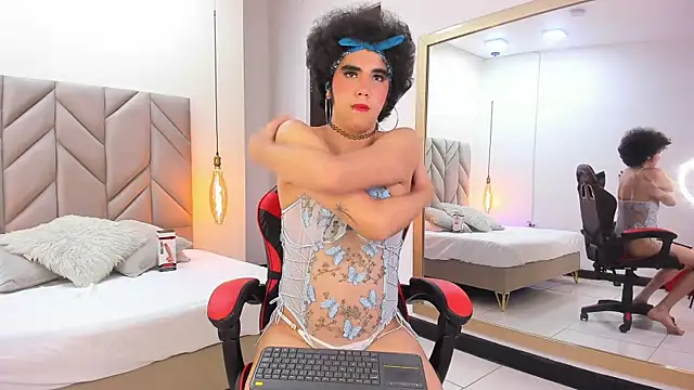 KheylerTomphson online show from 10.21.25