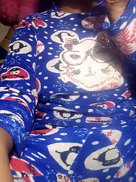 Snapshot of Night_Angel06 chatting on 12.17.25 Night Angel06 online show from 12.17.25