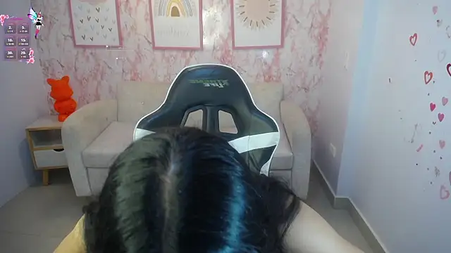 Kylie ch1 online show from 11.24.25