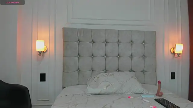 DulceEstrella  online show from 10.04.25