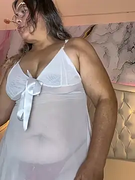 Lucy Milf 474 online show from 04.18.26