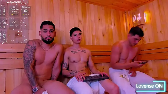 Snapshot of mike_friends chatting on 12.03.25 mike friends online show from 12.03.25