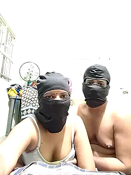 Snapshot of crazcy-couples chatting on 09.09.25 crazcy-couples online show from 09.09.25