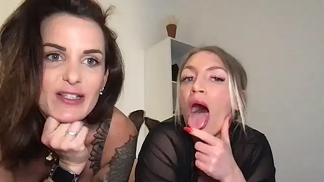 AmyStone   online show from 03.04.26