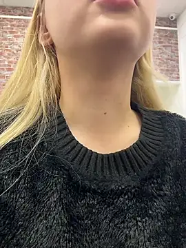 Sky Cutie online show from 01.12.26