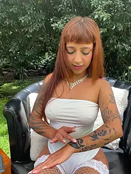 AliceMrtnz online show from 04.18.26