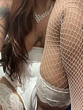 AliceMrtnz online show from 04.18.26