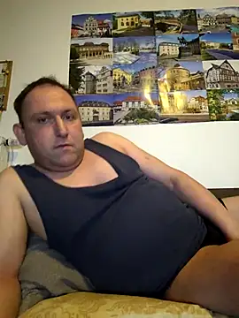 Snapshot of GenuineDedication42 chatting on 02.07.26 GenuineDedication42 online show from 02.07.26