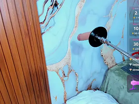 Snapshot of mon_laferte1 chatting on 11.17.25 mon laferte1 online show from 11.17.25