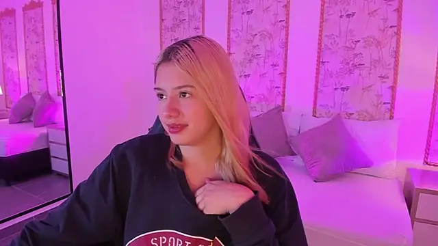 daniand  online show from 11.13.25