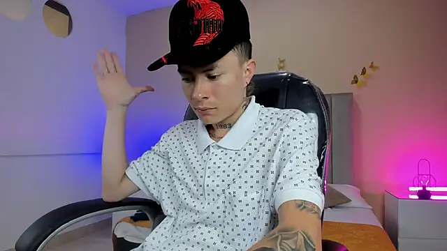 Nascary Fox online show from 04.15.26