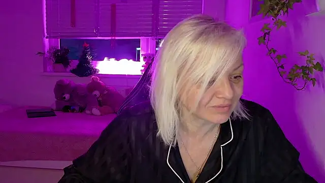 Linsy Kim online show from 01.09.26