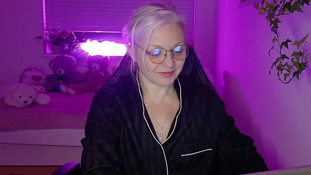 Linsy Kim online show from 01.31.26