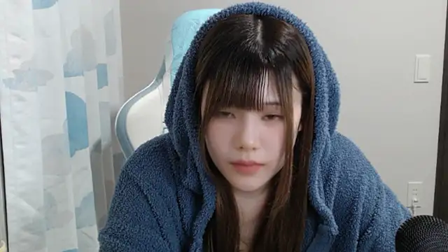 Snapshot of asuka_xoxo chatting on 05.16.26 asuka xoxo online show from 05.16.26