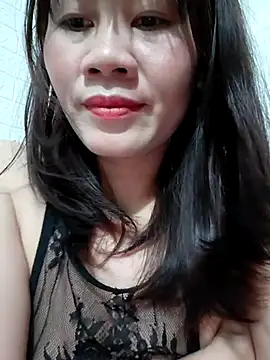 Snapshot of Singlemom69x chatting on 07.07.26 Singlemom69x online show from 07.07.26
