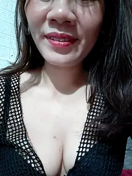 Snapshot of Singlemom69x chatting on 07.10.26 Singlemom69x online show from 07.10.26