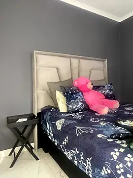 Ebony Warlock  online show from 11.21.25