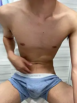 Snapshot of chinsemechan chatting on 09.22.25 chinsemechan online show from 09.22.25