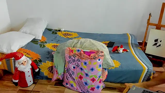 AliottTwink online show from 12.15.25