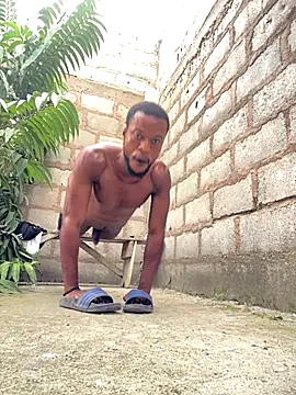 Makemecum634941 online show from 11.27.25