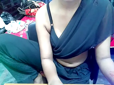 Snapshot of blackpori chatting on 11.22.25 blackpori online show from 11.22.25