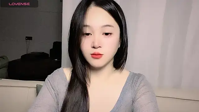 woaiqinqin online show from 10.28.25