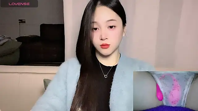 Snapshot of woaiqinqin chatting on 01.05.26 woaiqinqin online show from 01.05.26