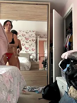 nightingale27 online show from 10.15.25