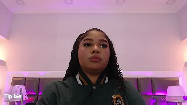 LennaEvans online show from 10.18.25