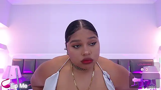 LennaEvans online show from 11.12.25