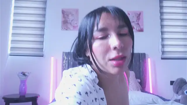 greciadom555 online show from 02.12.26