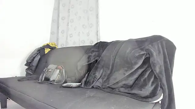 mila dash online show from 11.08.25